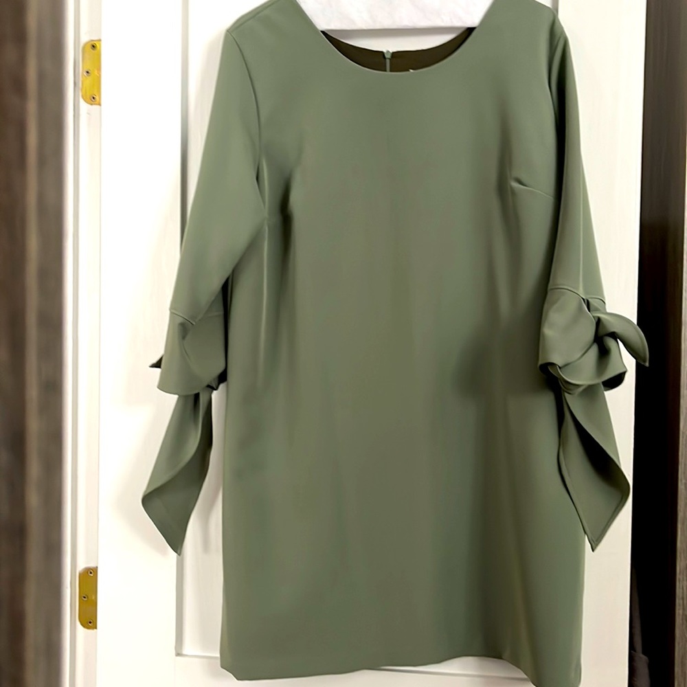 Sage is the color kid the season! Beautifully made / perfect w. Heels or booties